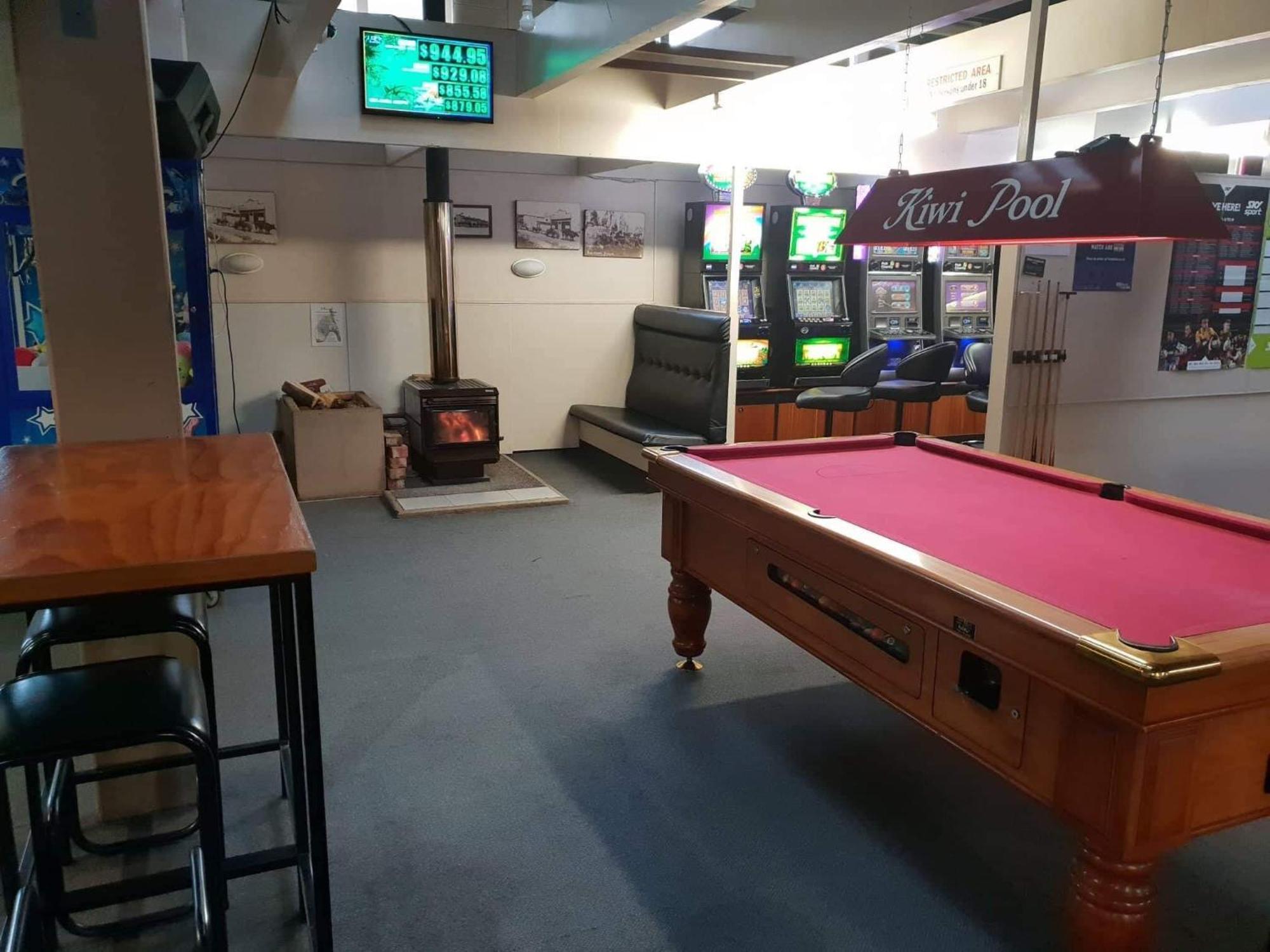 Gretna Hotel Таихапе Екстериор снимка